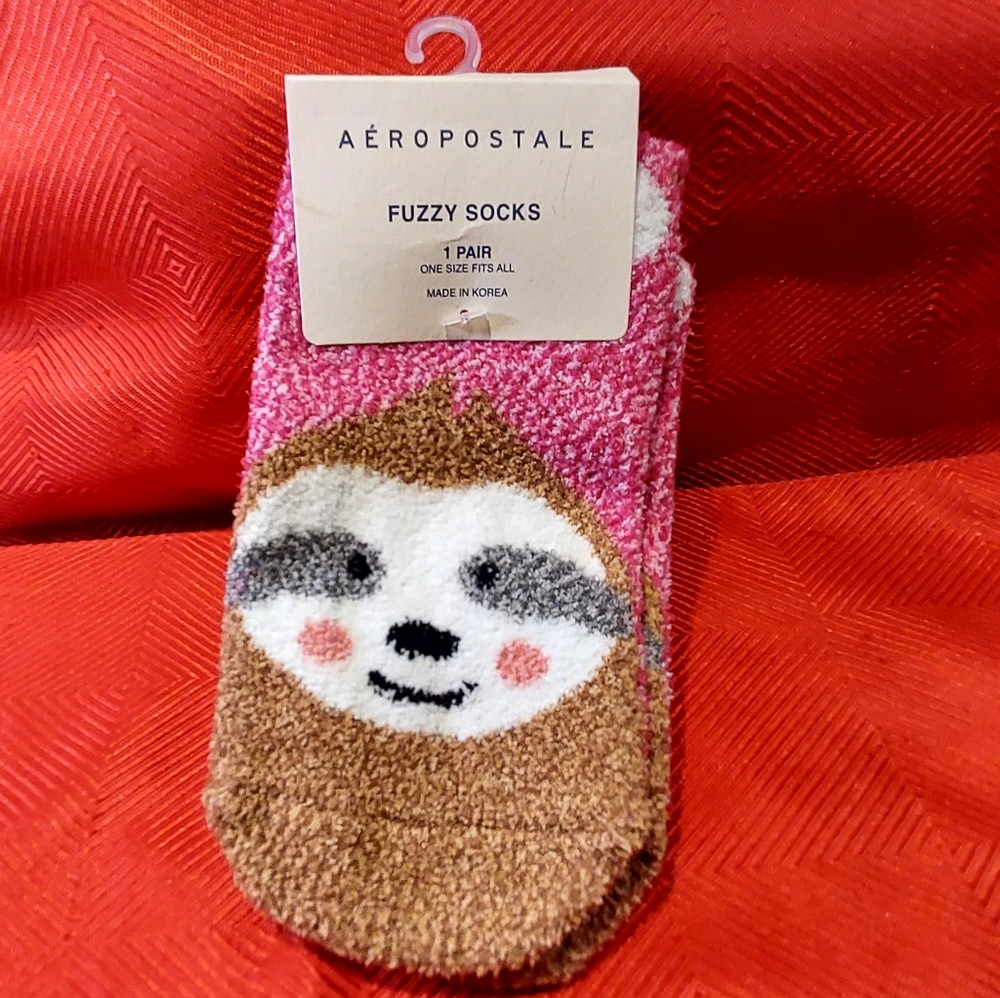 Aeropostale Pink and White Polka Dot Fuzzy Socks